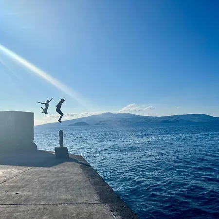 Casa Do Cais * Monte (Azores)