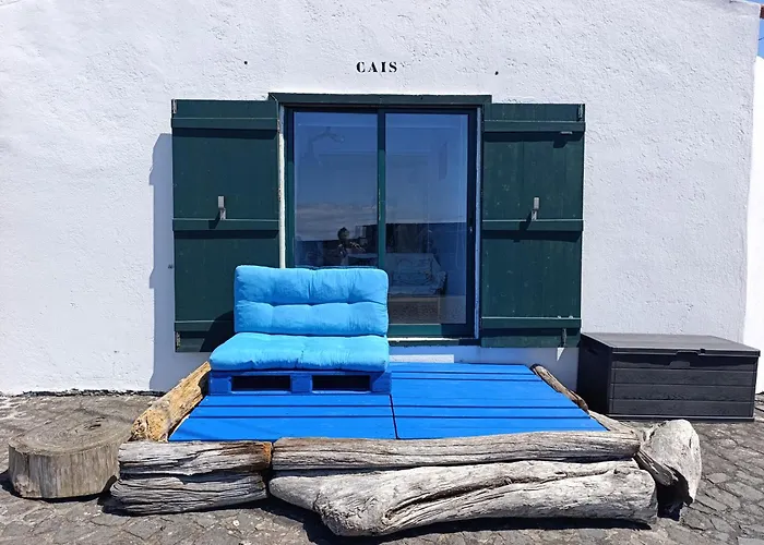 Casa Do Cais * Monte (Azores)